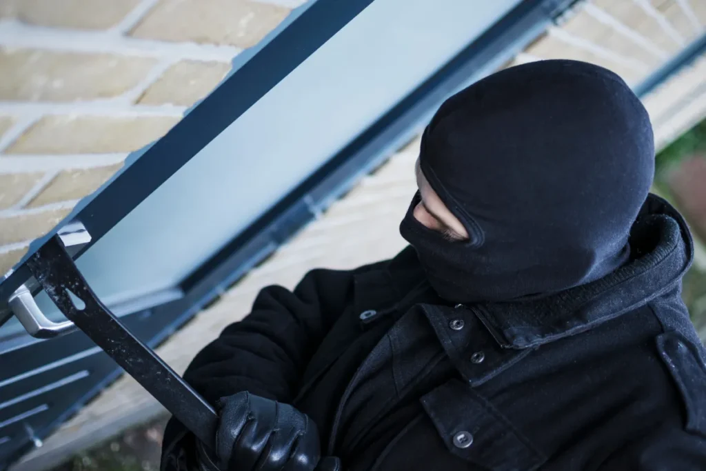 Alarme maison : anticiper la hausse des cambriolages d’automne